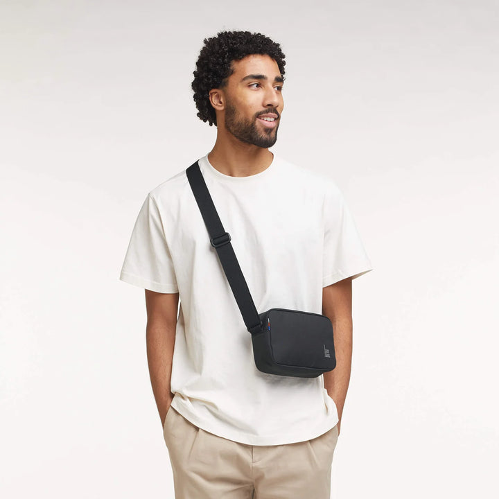 CROSSBODY BAG black