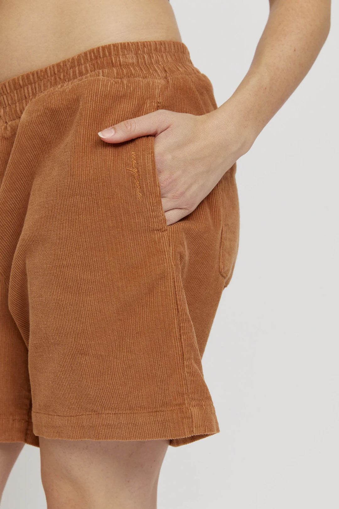 Shorts "Toma" - brown sugar