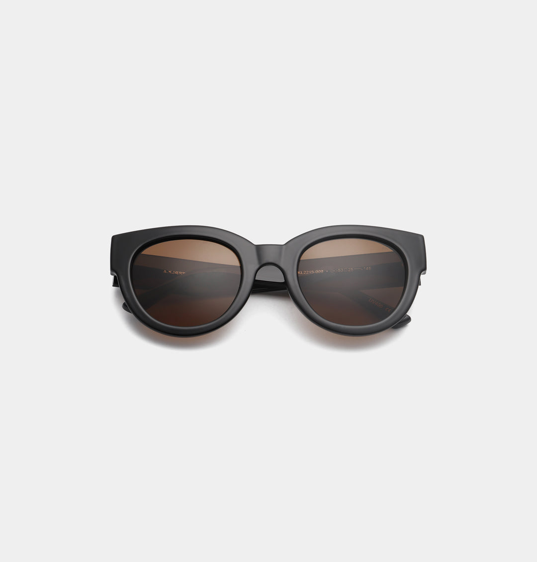 Lilly- Black