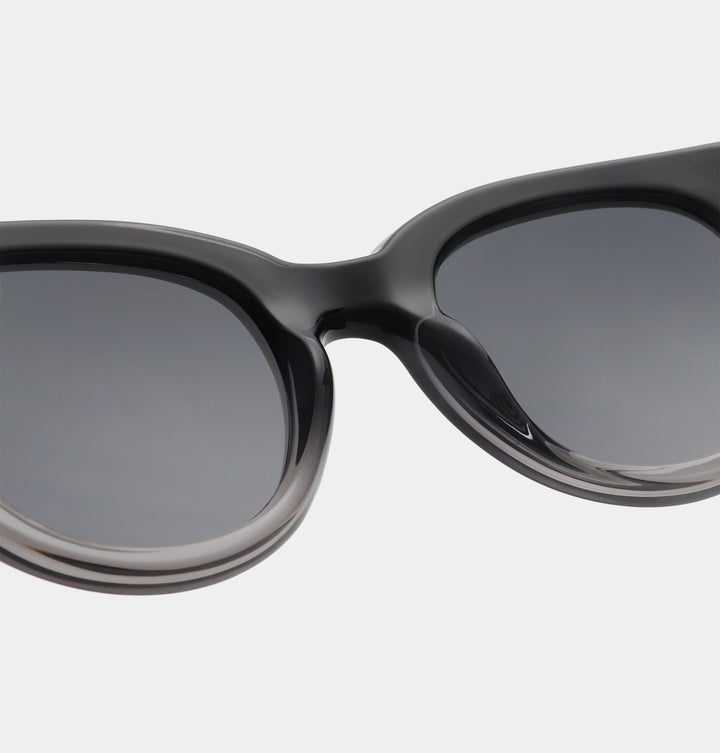 Lilly- Black/Grey Transparent