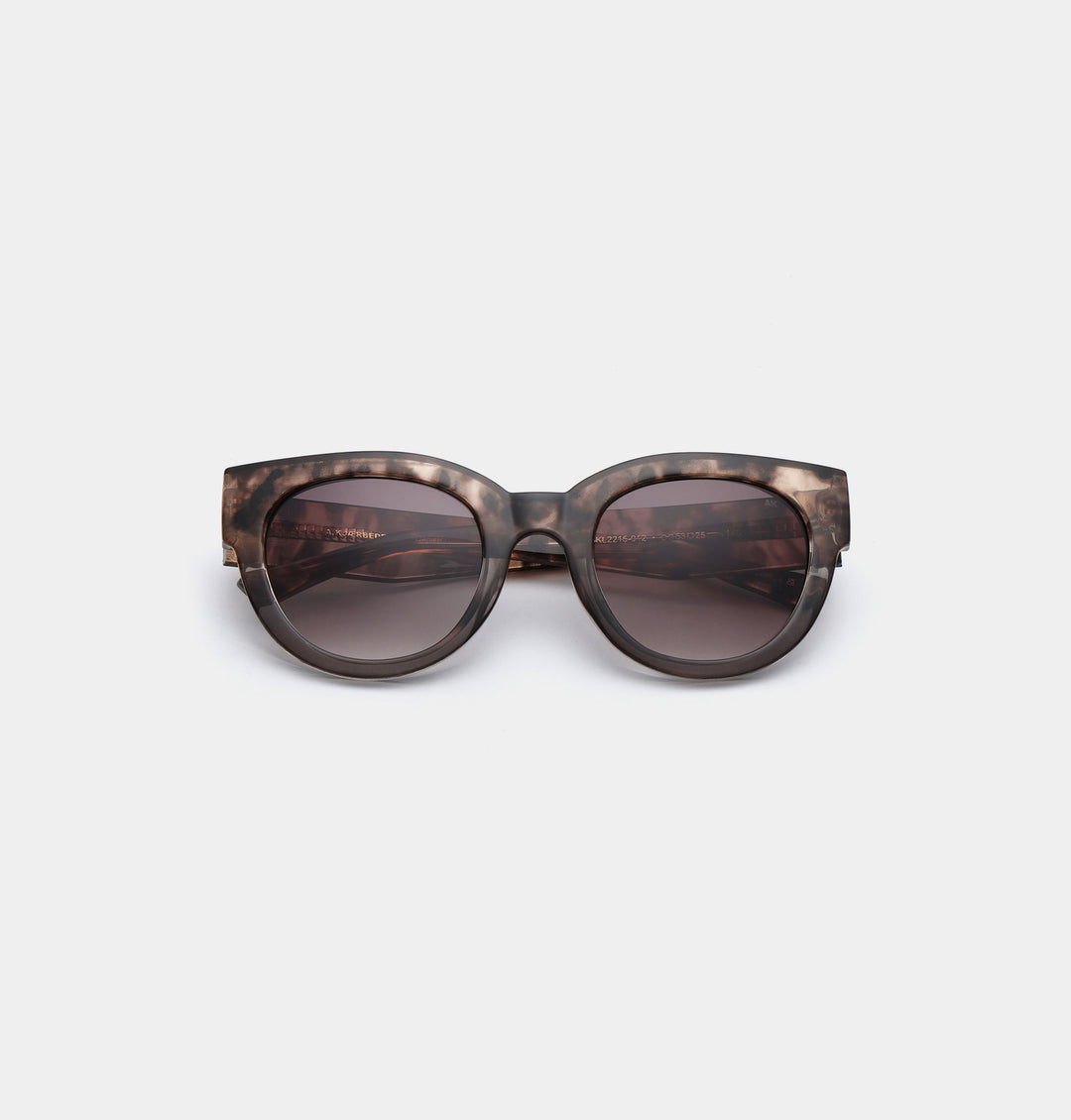 Lilly- Coquina