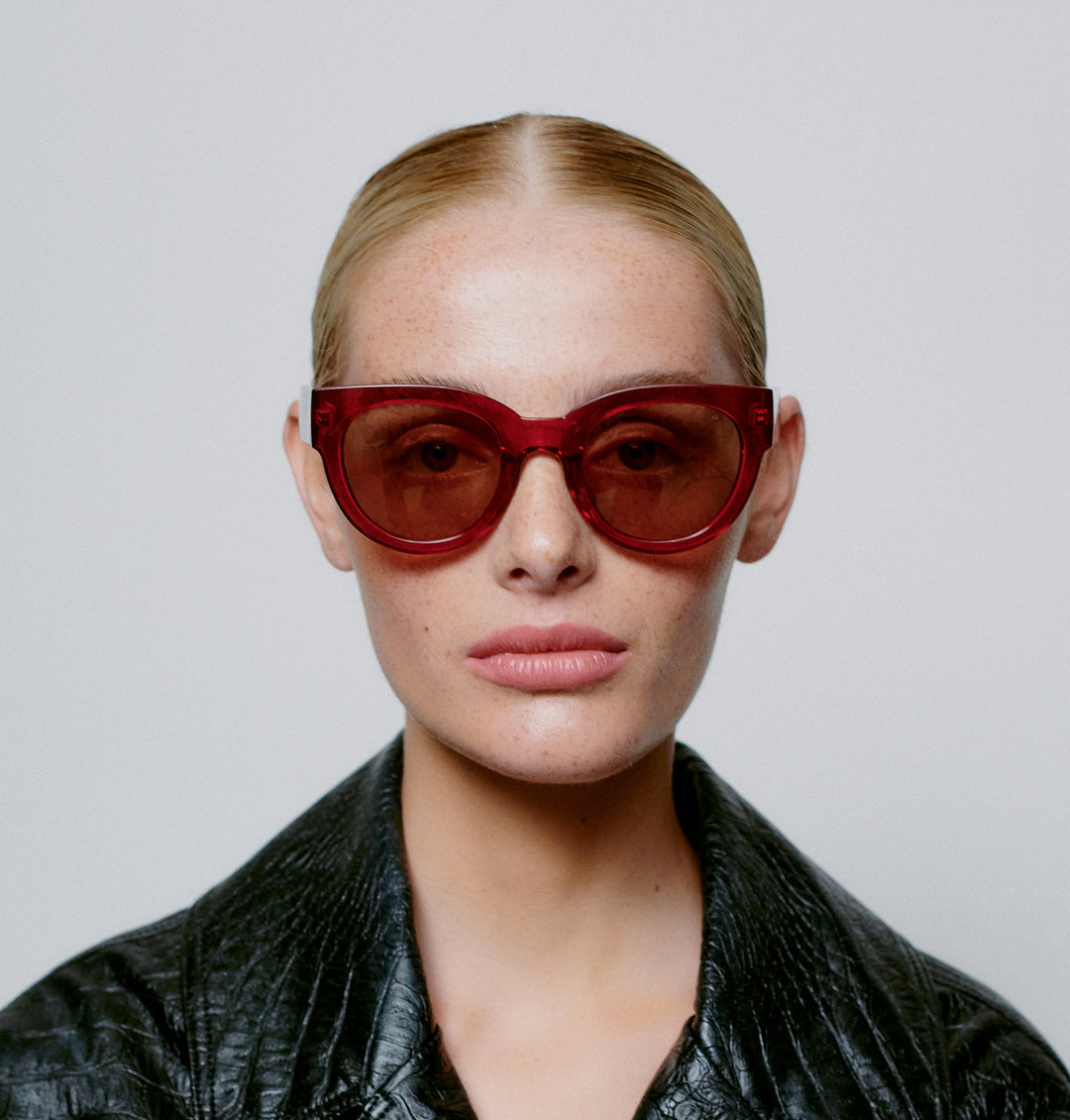 Lilly- Red Transparent