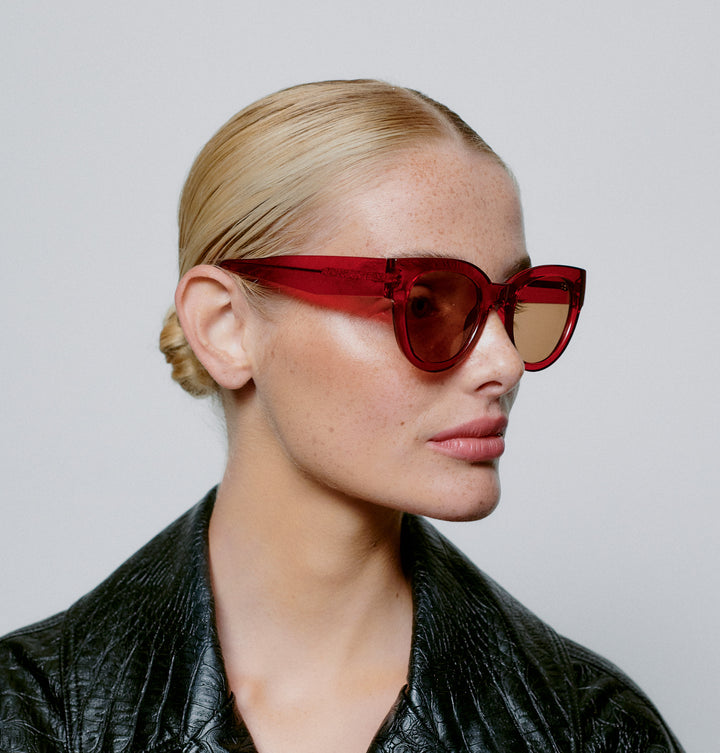 Lilly- Red Transparent