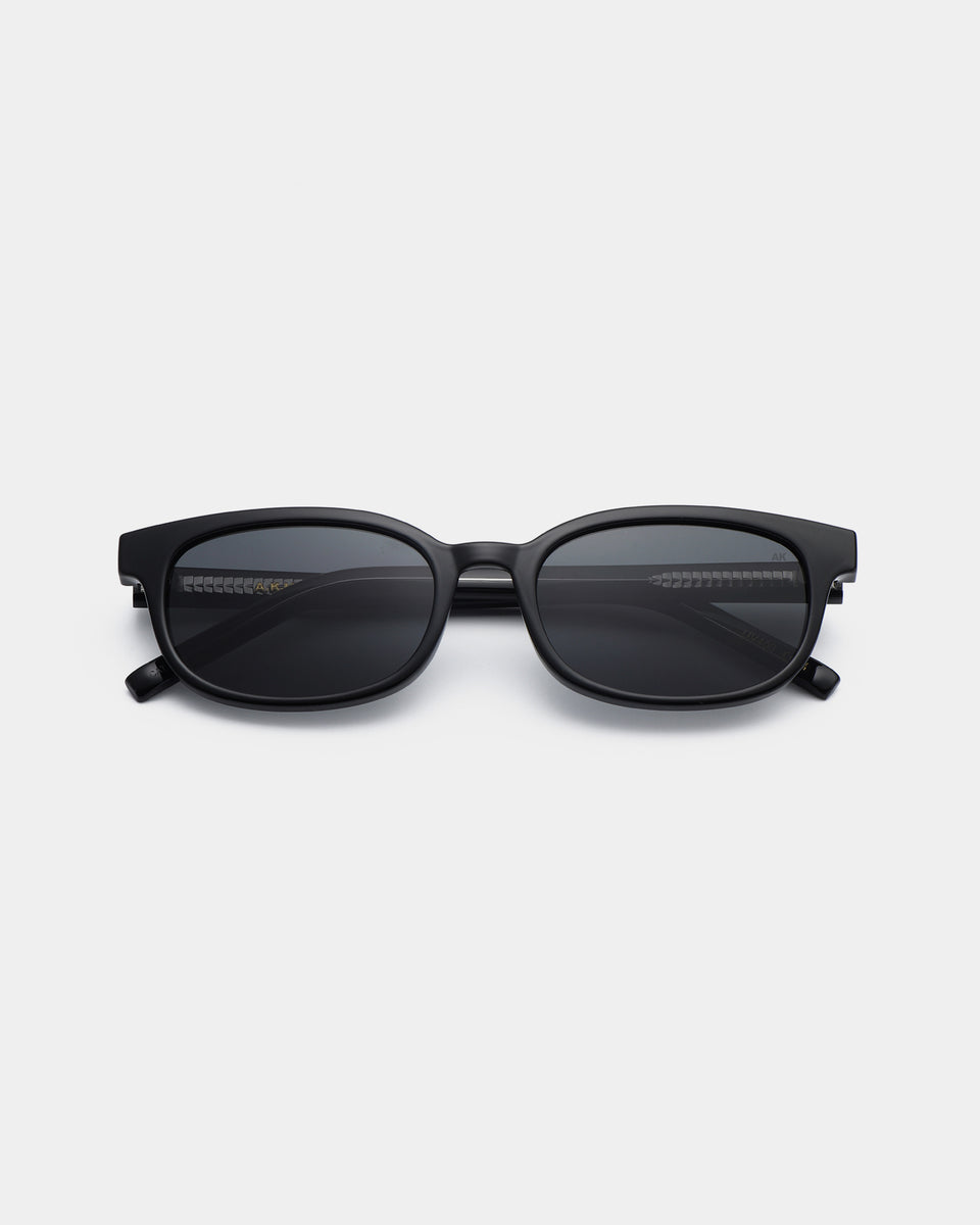 Charlie - black
