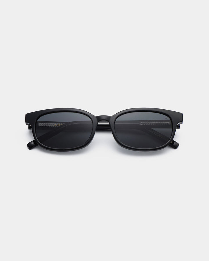Charlie - black