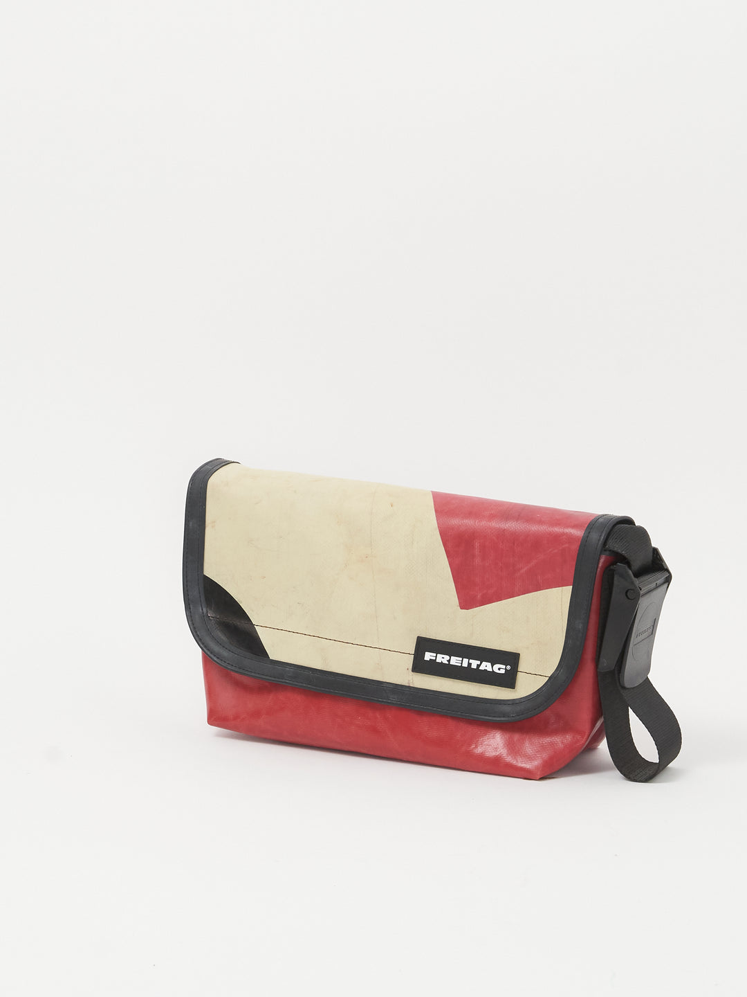 F41 Hawaii Five-O  - red beige