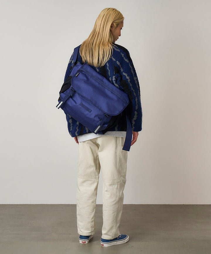 MESSENGER BAG - DUSKY BLUE
