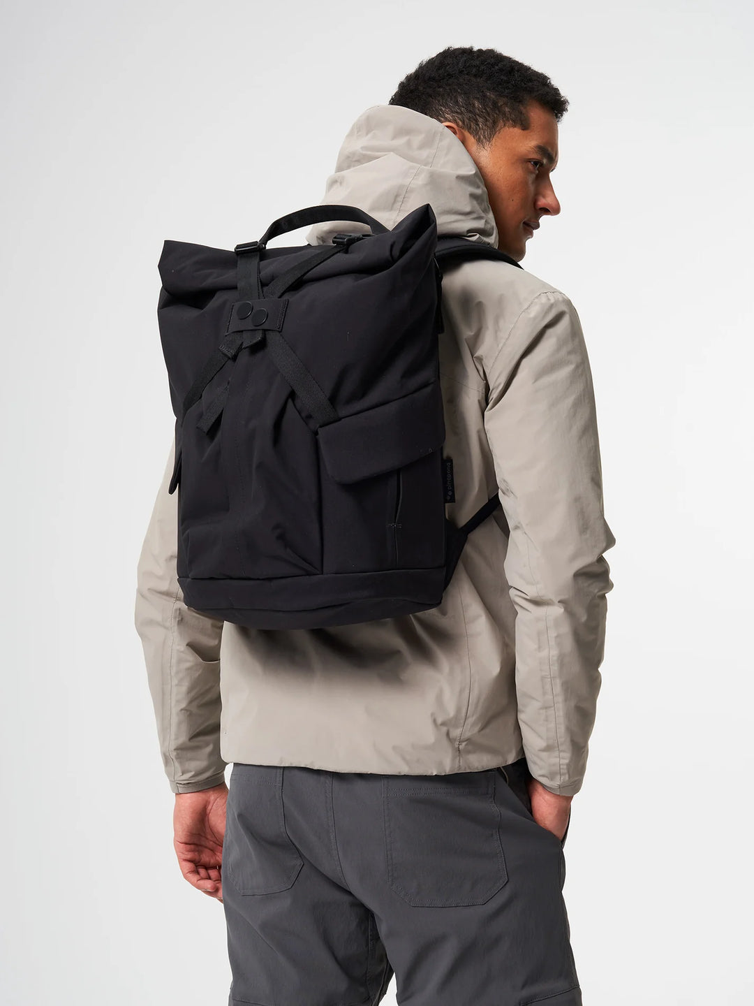 KROSS - SOLID BLACK