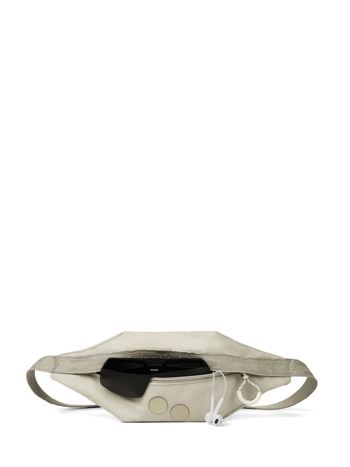NIK -reed olive