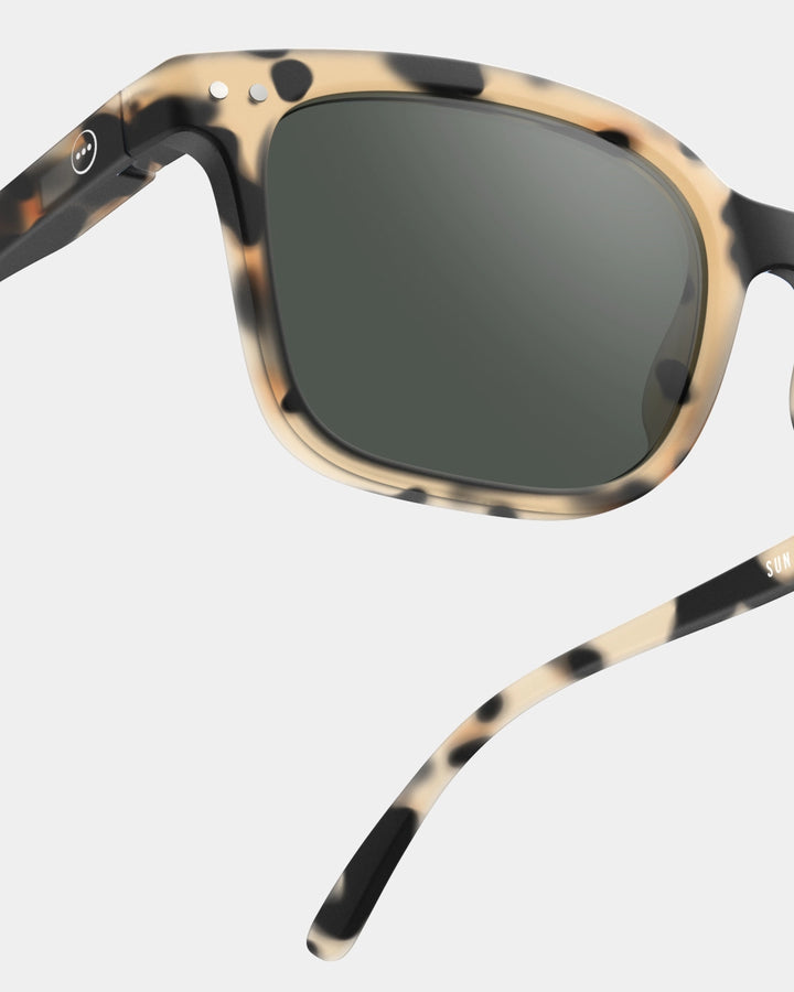 #L Sun Glasses - Light Tortoise
