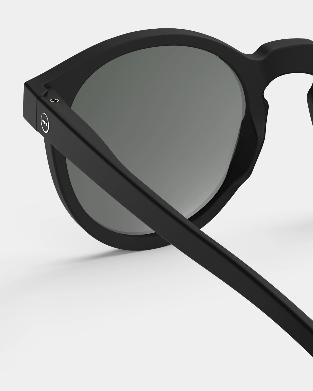 #M Sun Glasses - black