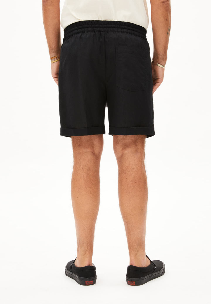 JAACQUE LINO - black