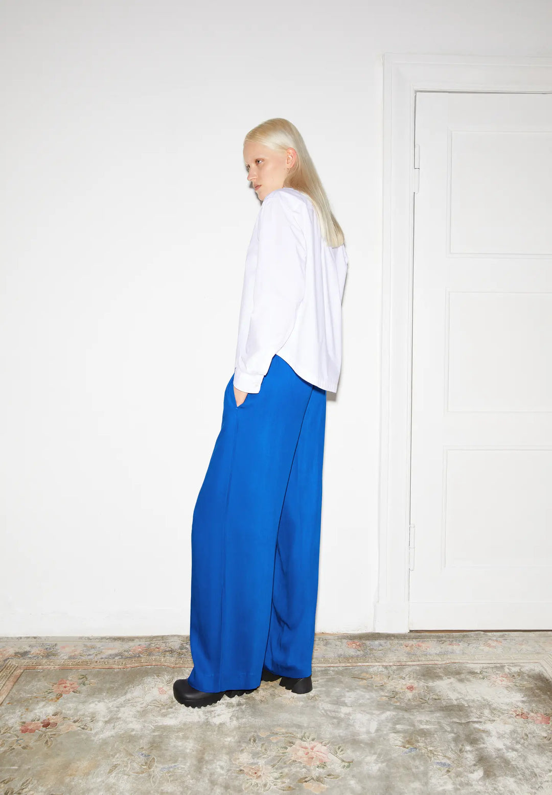JONVAALIE - dynamo blue