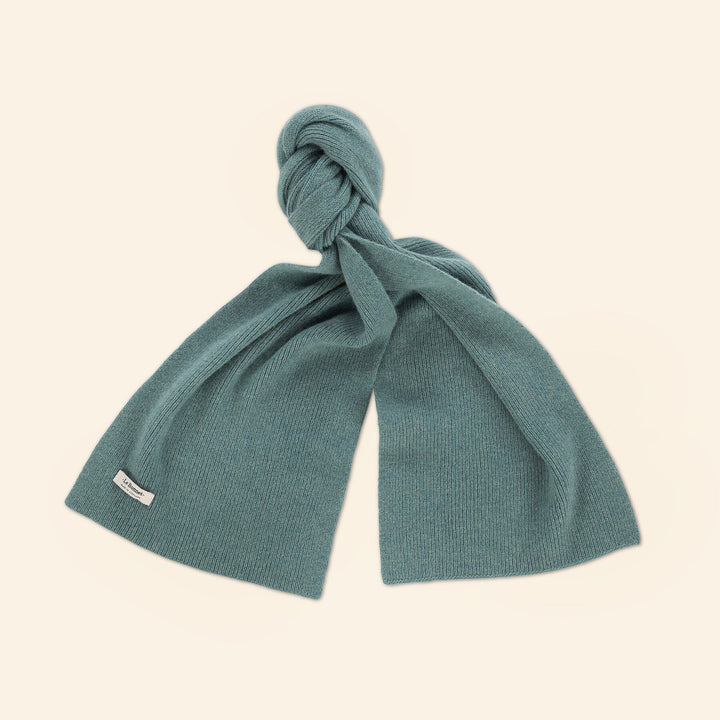 Scarf -basil