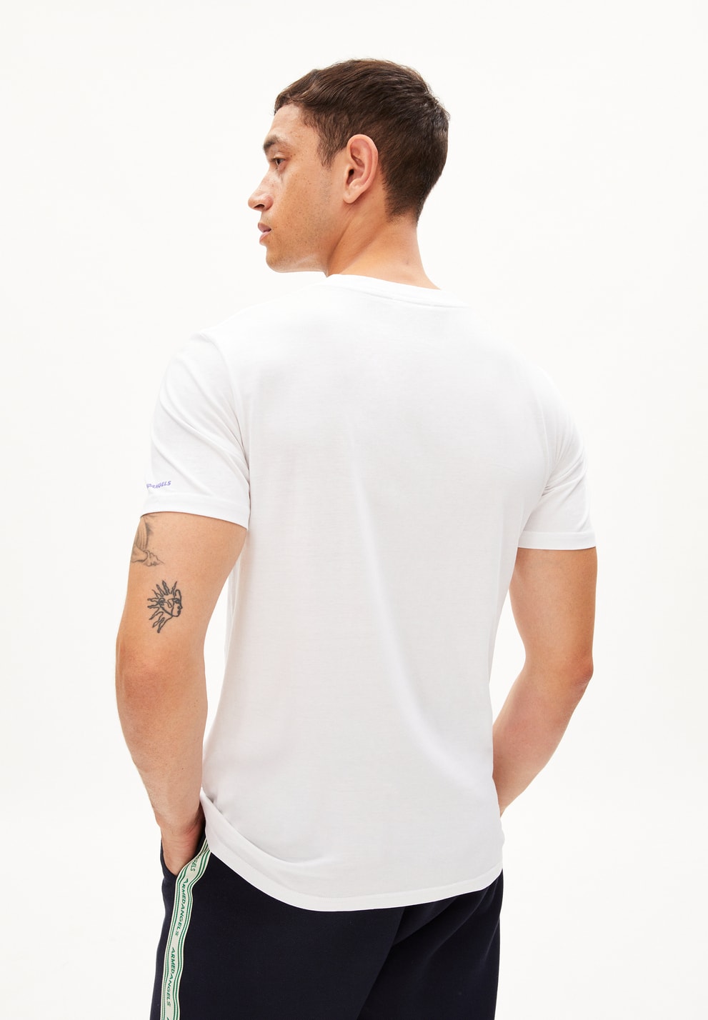 JAAMES Human - white